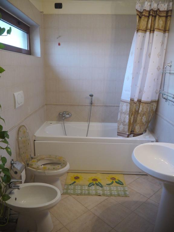 B&B Green Home Fiumicino Habitación foto